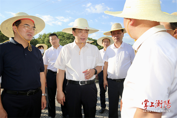 自今年7月以來,常寧市持續晴熱高溫天氣,絕大多數鄉鎮累計38天無有效