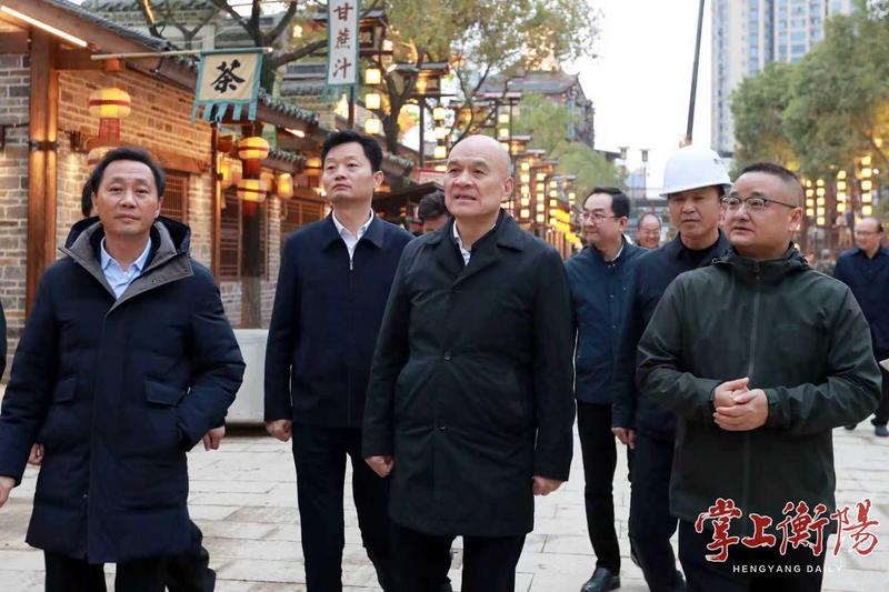 ▲11月17日,劉越高在衡山渡項目調研。