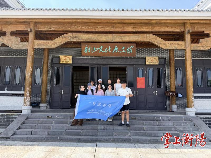 配图1